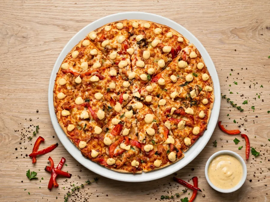 Portuguese Chicken pizza
